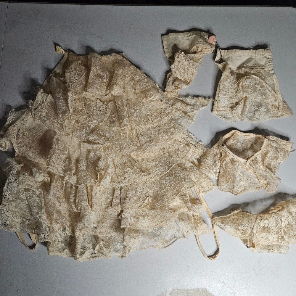 Vintage Lawrie of Glasgow Scotland Lace Jabot and Cuffs Highland Dress Set
